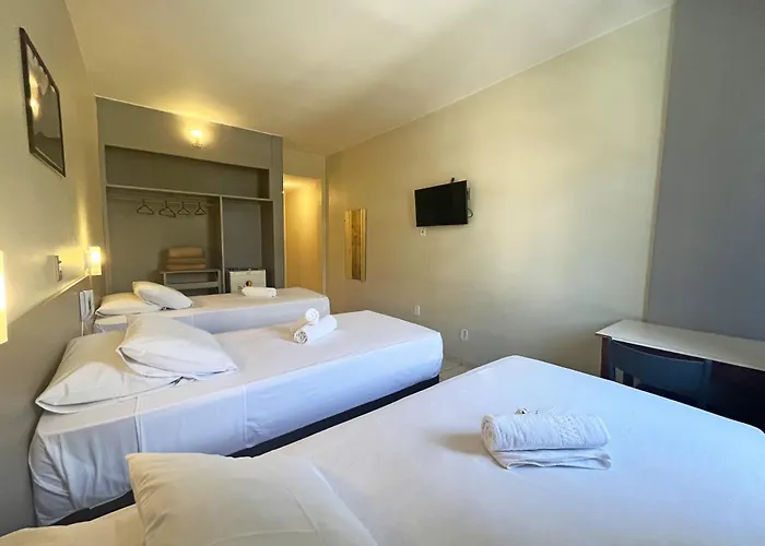 Riviera Hotel By Bsb Inn